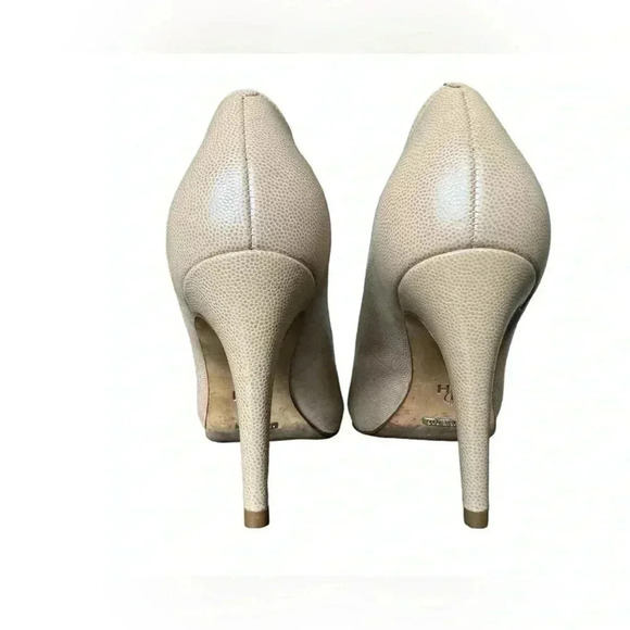 “Cole Haan” and Air Nike beige peep-toe pumps. Size 8 B - Picture 6 of 15